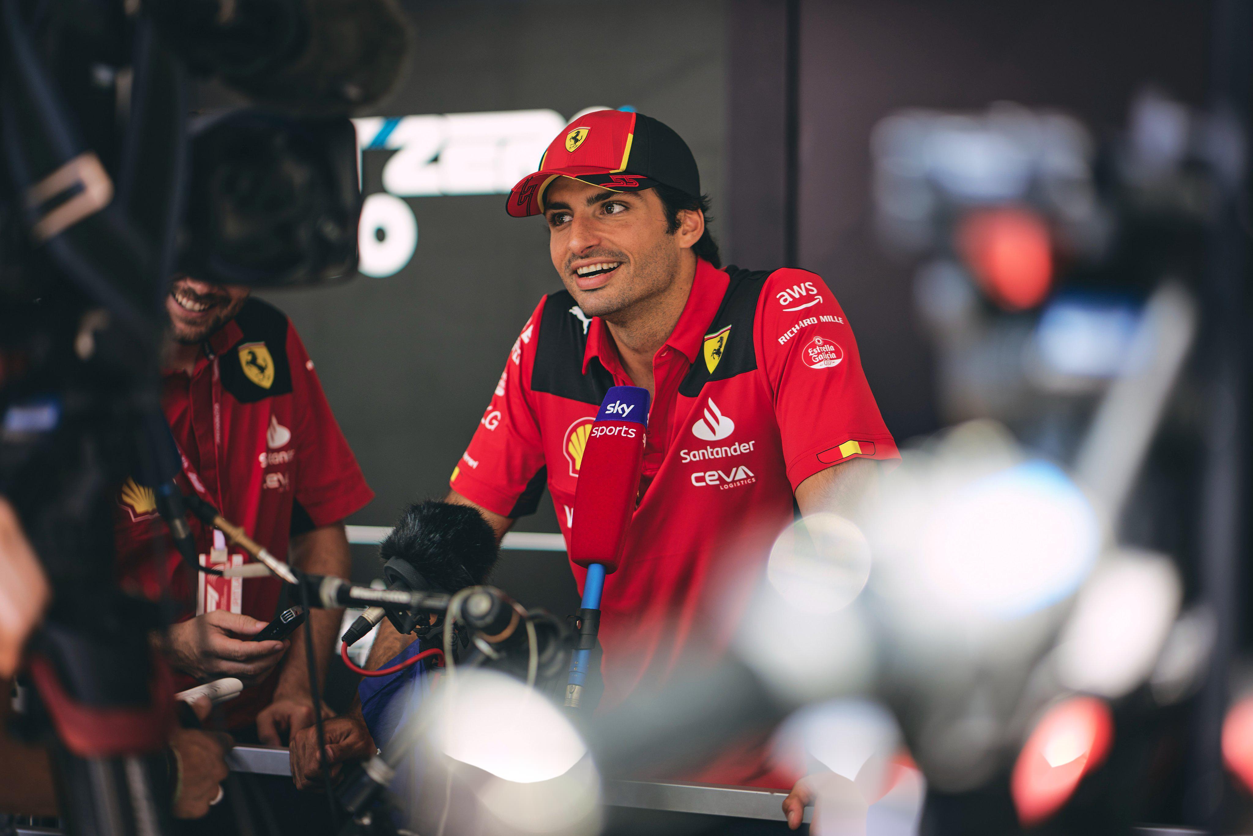 索伯车队绝杀法拉利，塞恩斯扛起全队