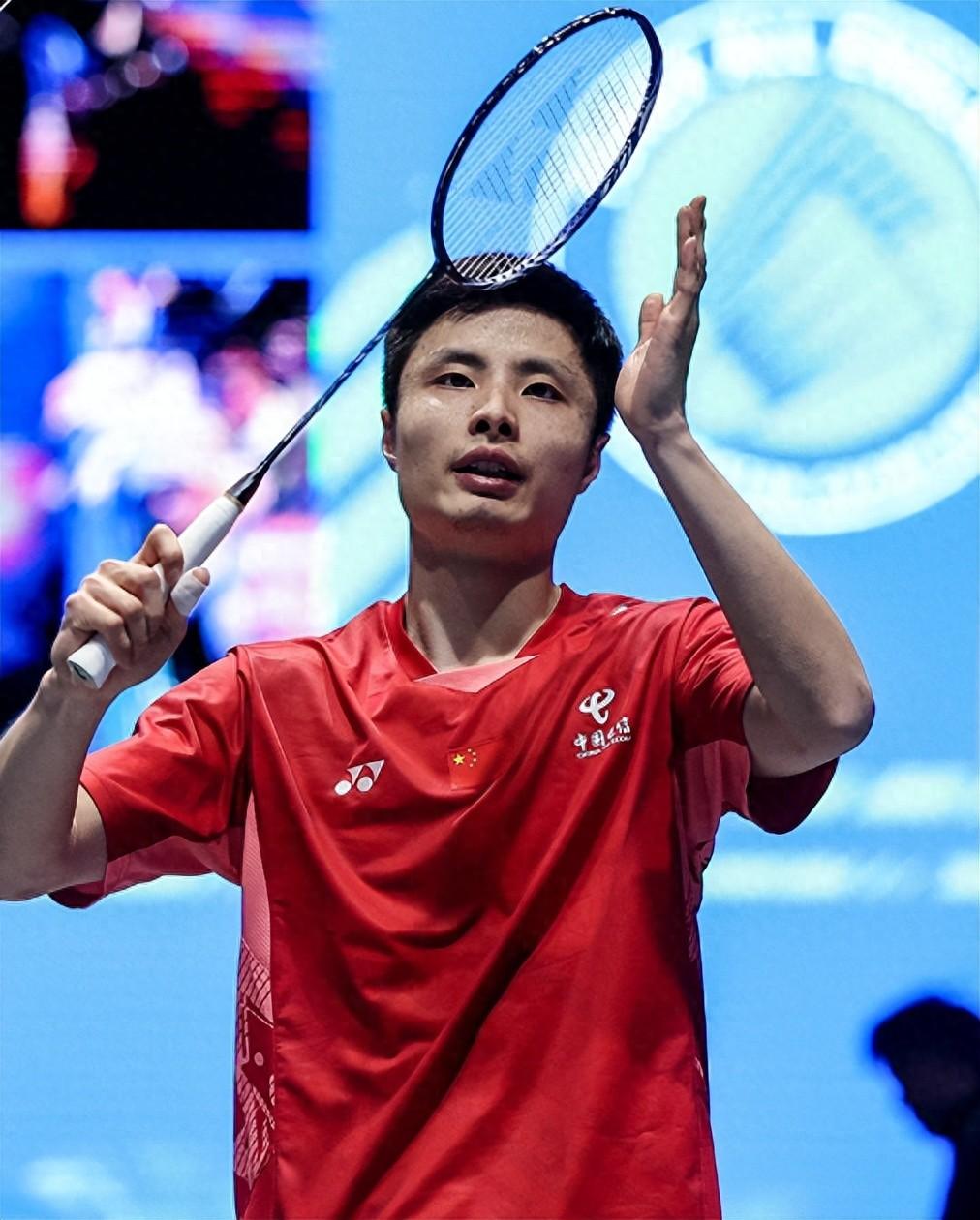 中国队鏖战日本队,石宇奇关键制胜 中国队鏖战日本队,石宇奇关键制胜