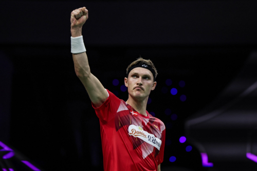 雷速体育直播官网-德国队完胜丹麦队，安赛龙刷新纪录