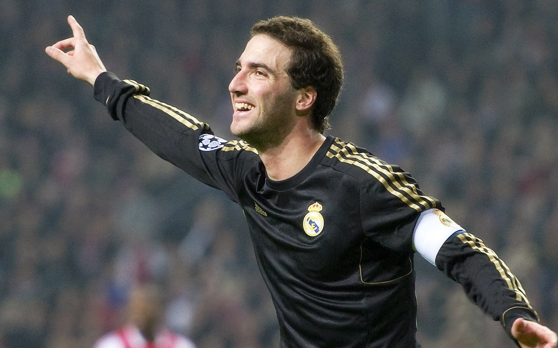 英超争冠焦点战启示录，广厦队式冲垮战术如何颠覆森林狼式防守体系