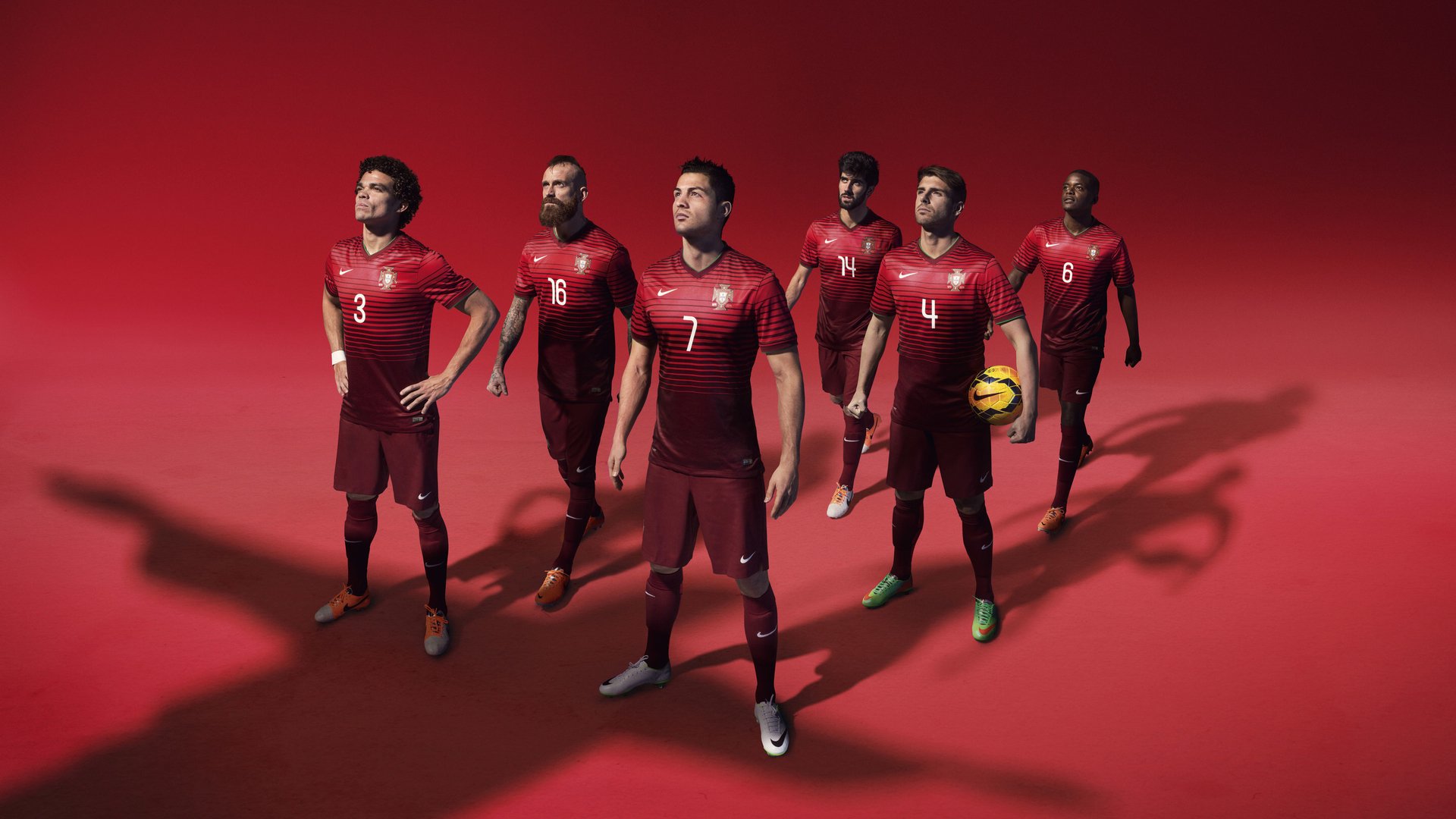 雷速体育-冷门与坚韧，波兰队力克英格兰，奥恰洛夫关键制胜改写历史